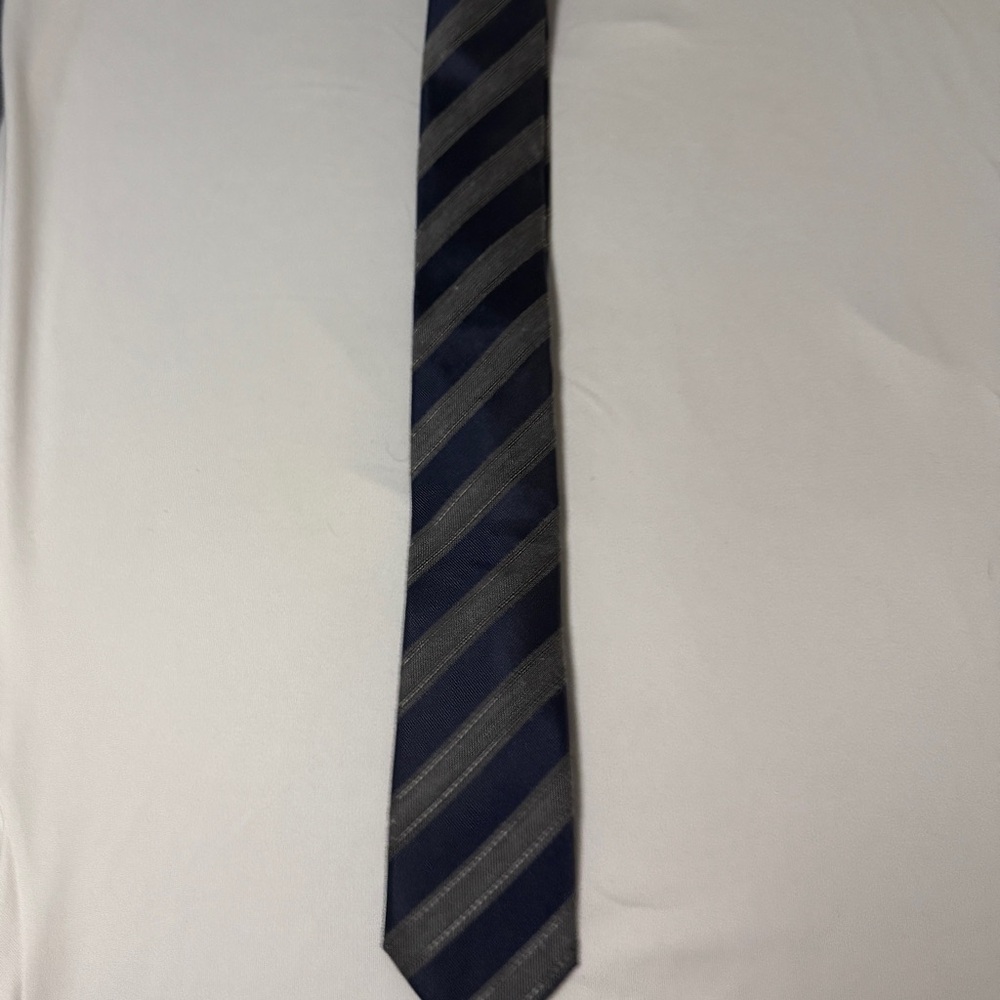 Penguin by Munsingwear Skinny Tie - Striped Navy and Gray Tie